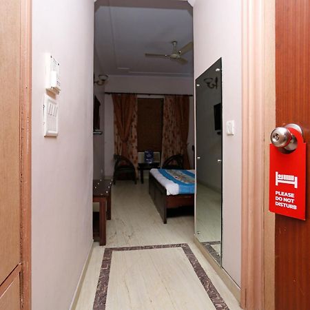 דלהי Hotel O Mid Town מראה חיצוני תמונה